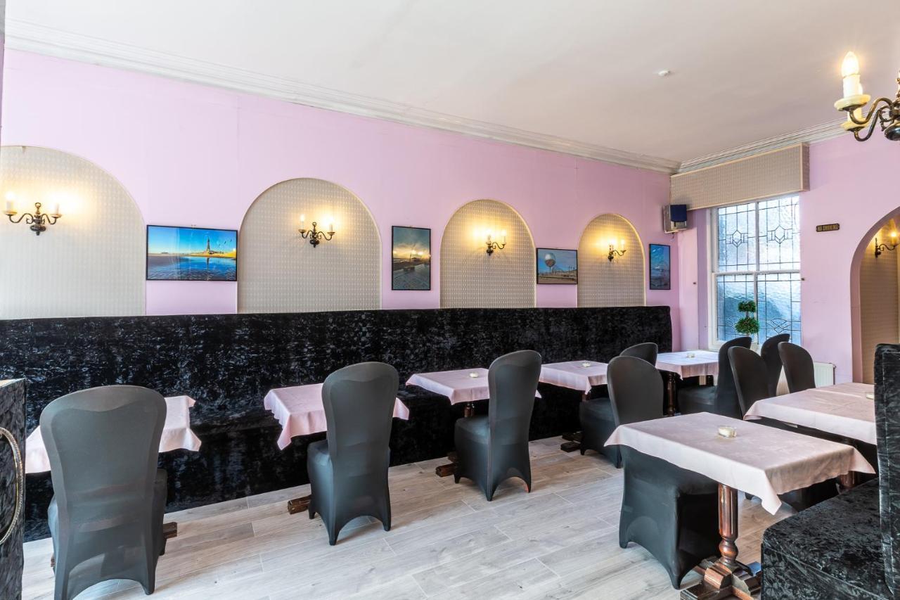 Pier Walk Hotel Blackpool Bagian luar foto