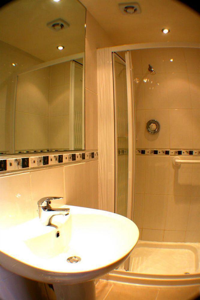 Pier Walk Hotel Blackpool Bagian luar foto
