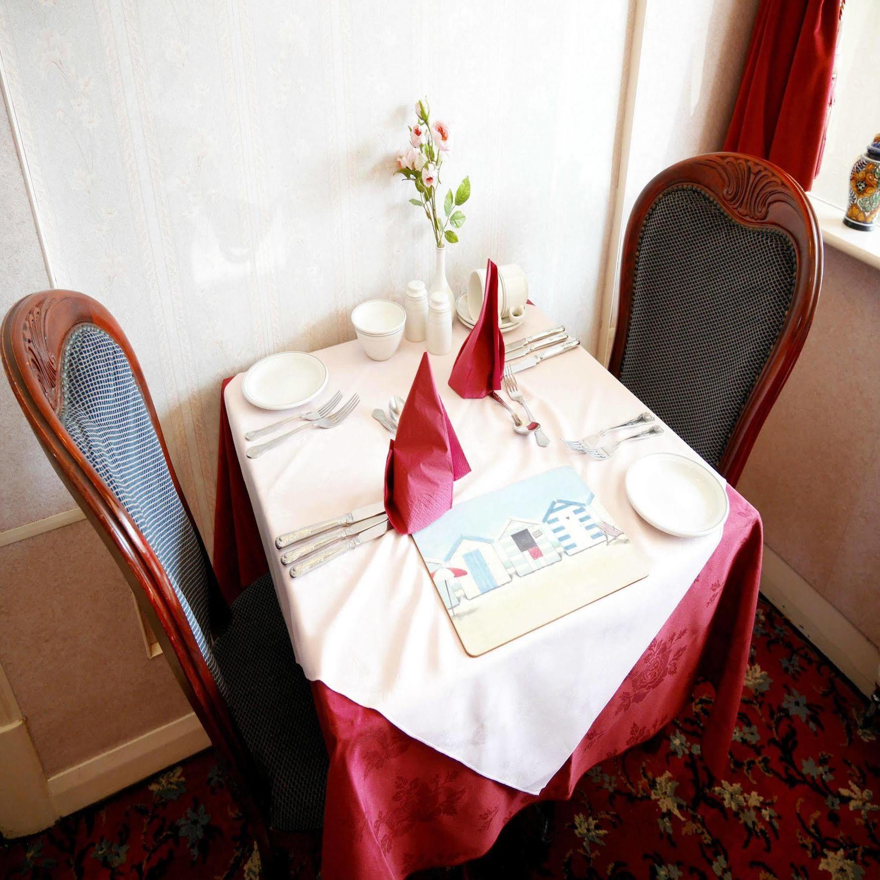 Pier Walk Hotel Blackpool Bagian luar foto