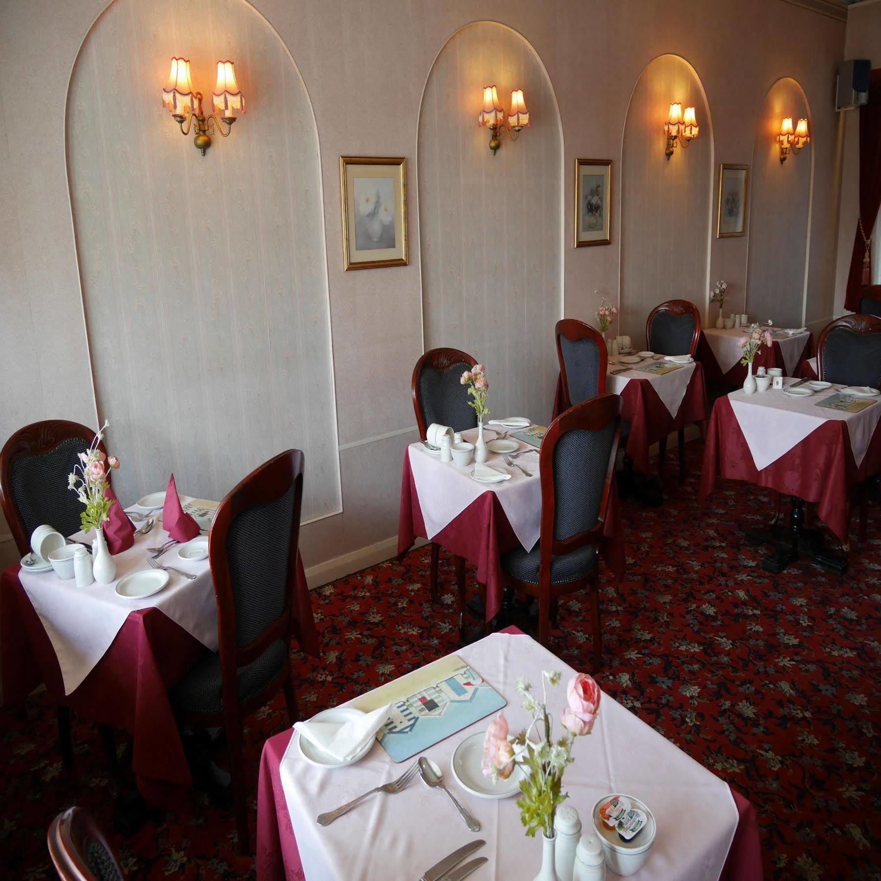 Pier Walk Hotel Blackpool Bagian luar foto